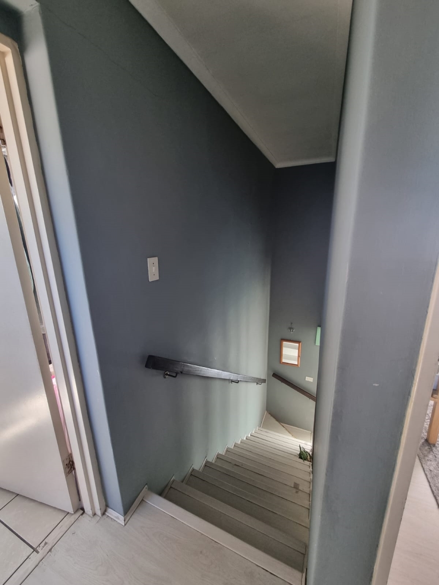 To Let 3 Bedroom Property for Rent in Southfield Western Cape